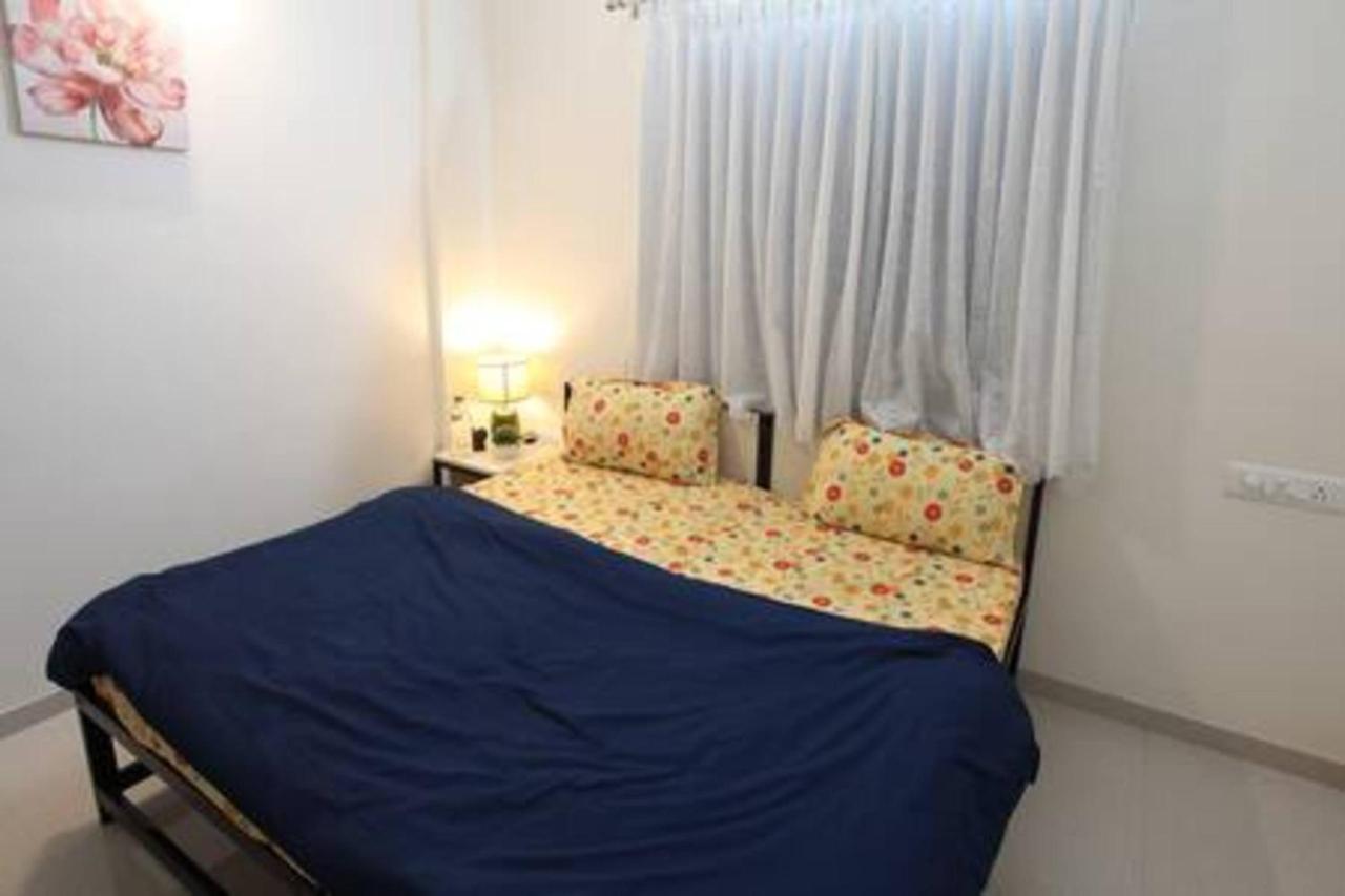 Qualtems Guest House-With Ac Options บังกาลอร์ ภายนอก รูปภาพ